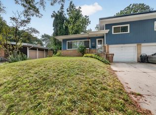 5209 Manitowoc Pkwy, Madison, WI 53705