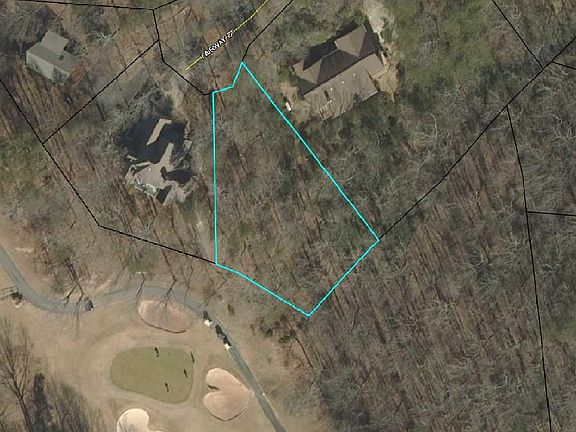 4th image of 782 Fairway Ct