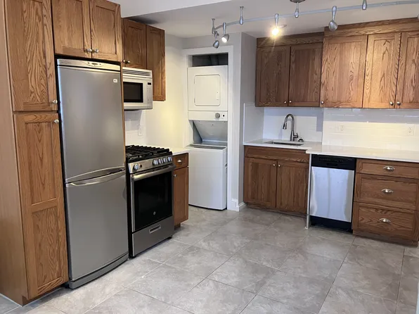 94 Captains Row, Chelsea, MA 02150