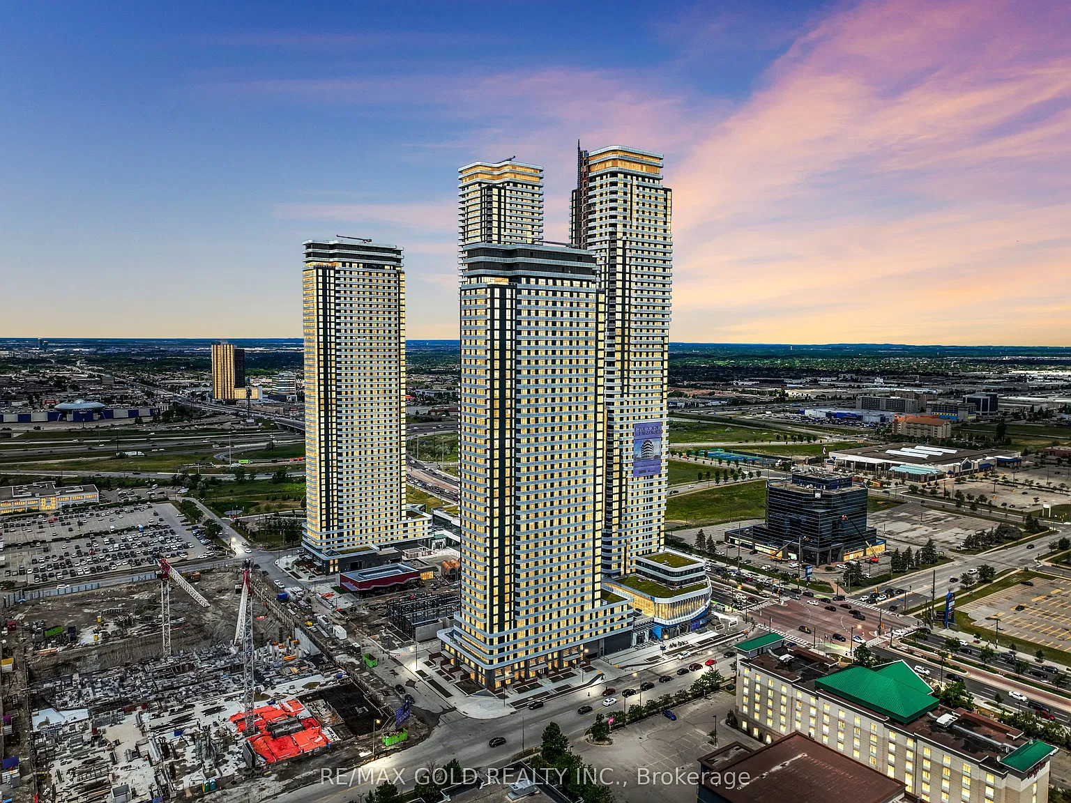 2 bed, $1,950 — Photo 2