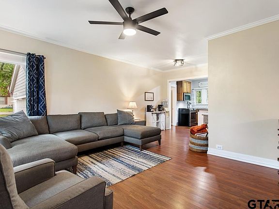 5th image of 418 W Ohara St