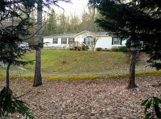 6 Old Mill Rd, Penrose, NC 28766