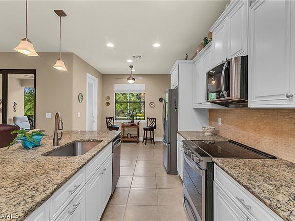 5th image of 20292 Black Tree Ln