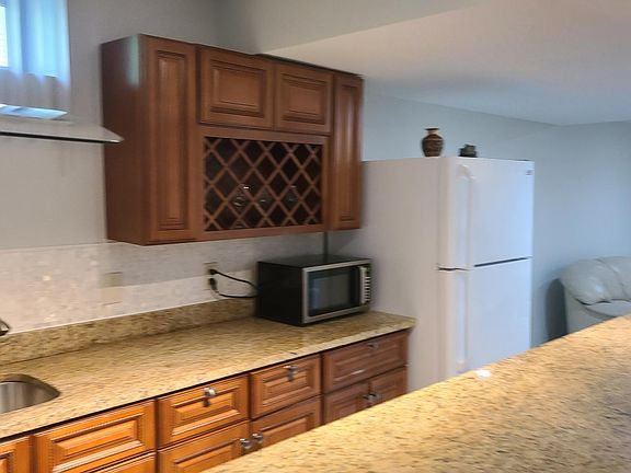 5th image of 43122 Llewellyn Ct