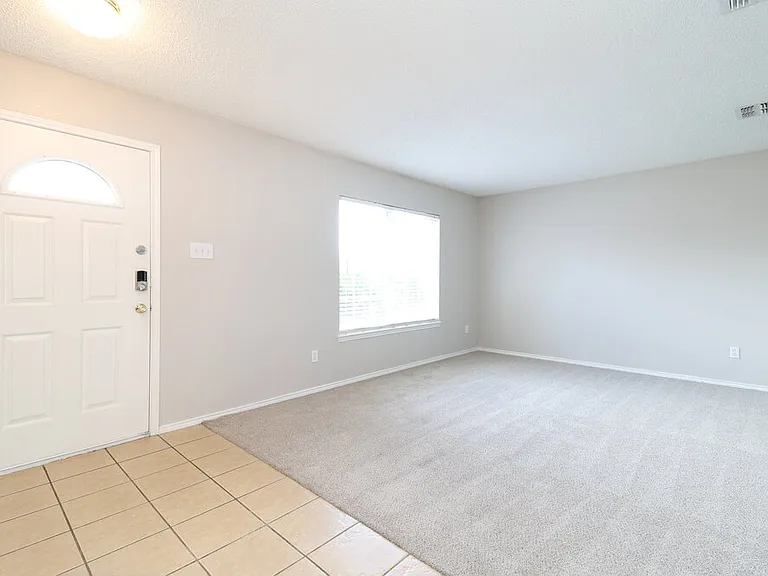 4668 Cool Ridge Ct — Photo 4