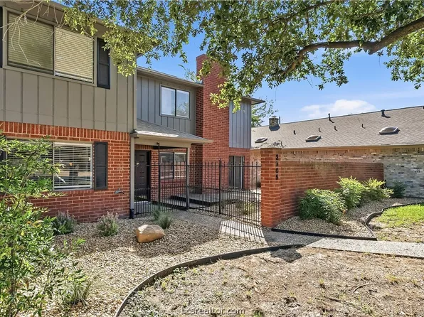 2905 Broadmoor Dr, Bryan, TX 77802