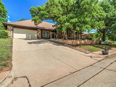 2108 Brookview Ln, Edmond, OK, 73034