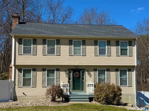 33 Steep Hill Road, Seymour, CT 06483