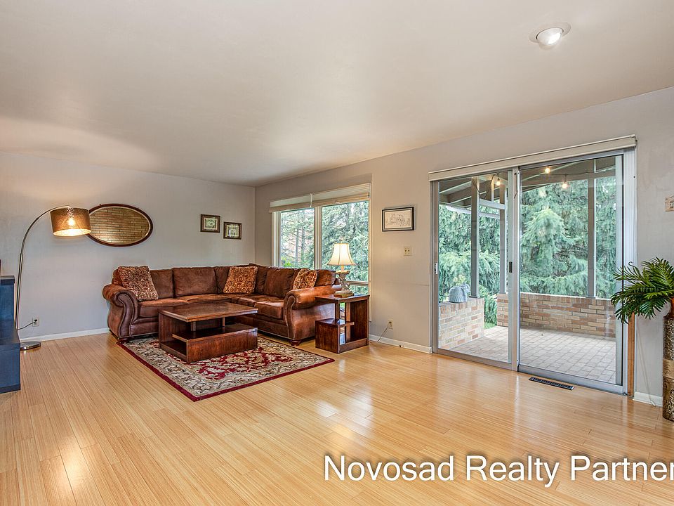 3464 Springbrook Dr NW, Grand Rapids, MI 49544 Zillow