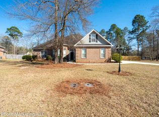 210 Legacy Park Dr, Perry, GA 31069