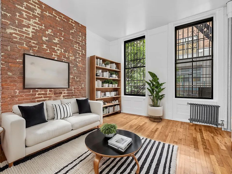 1st image of 331 W 16th St APT 5