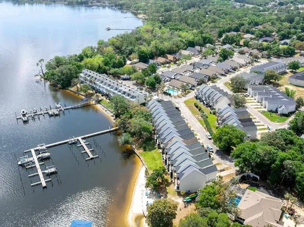 7224 Majestic Blvd, Navarre, FL 32566