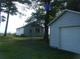 N948 Shore Dr, Marinette, WI 54143