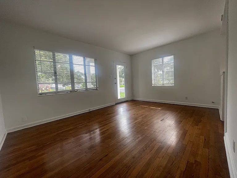 4223 W Empedrado St — Photo 5