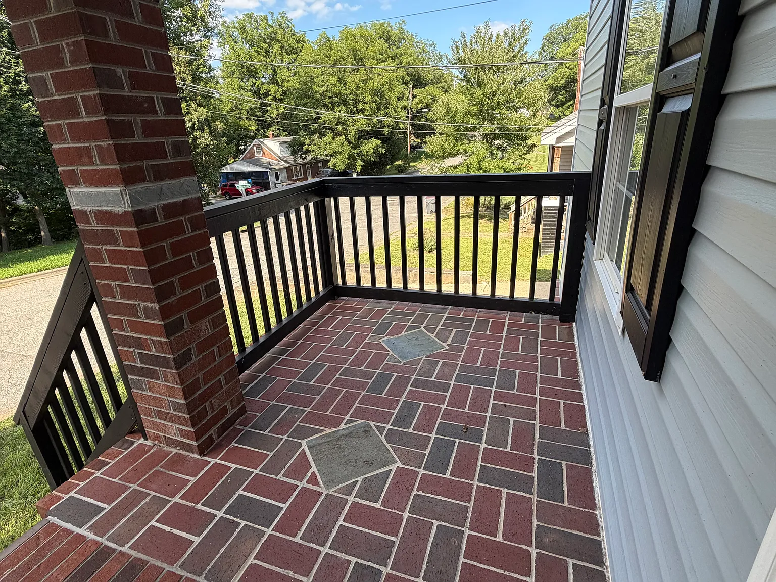 2 bed, 868 sqft, $1,200 — Photo 3