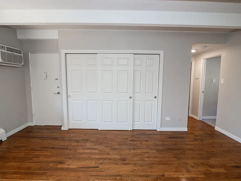 999 N Pearl St — Photo 38