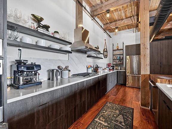 5th image of 598 3rd St #3200