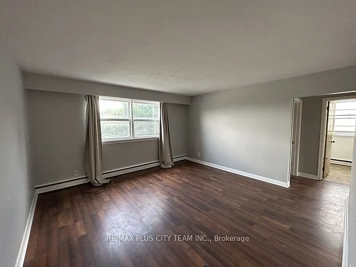 399 Elmgrove Ave #1 — Photo 2