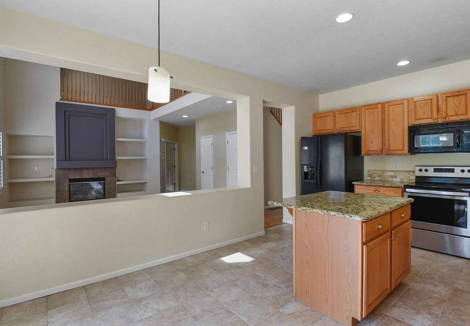 20734 E Peakview Pl — Photo 4