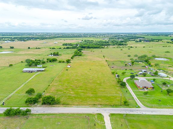 4th image of 3833 County Road 616