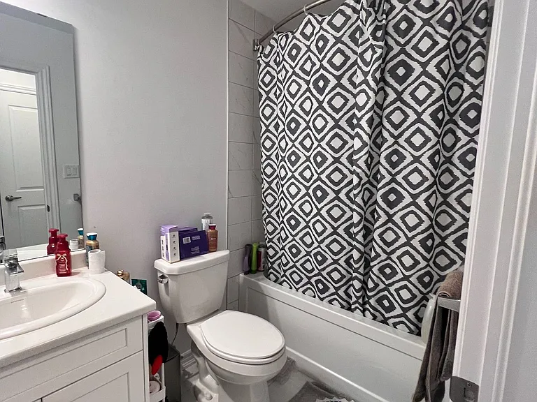 61 Soho St #79 — Photo 16