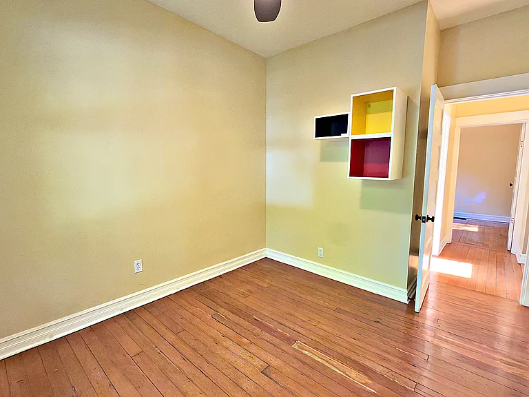 1827 N Skidmore St — Photo 11