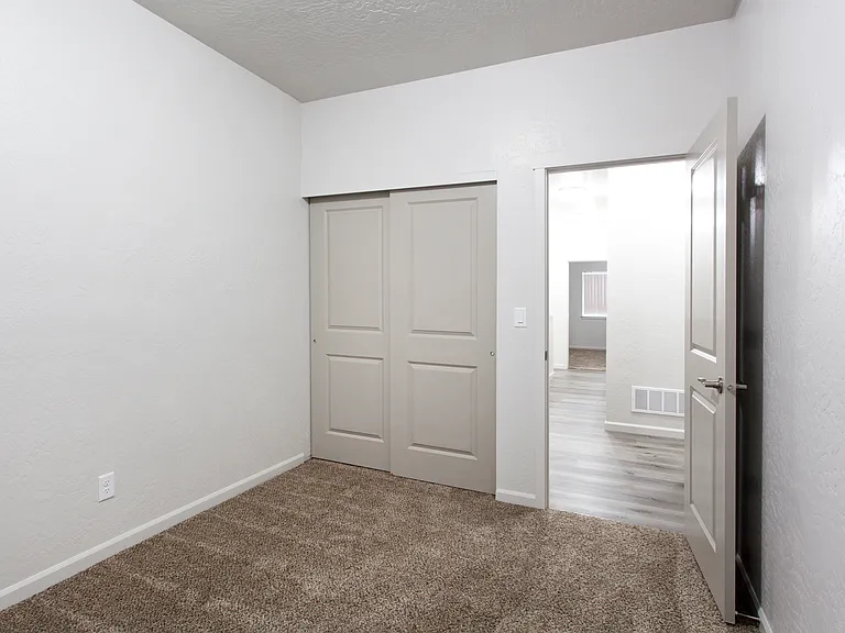 319 S Balfour Rd #319 — Photo 21