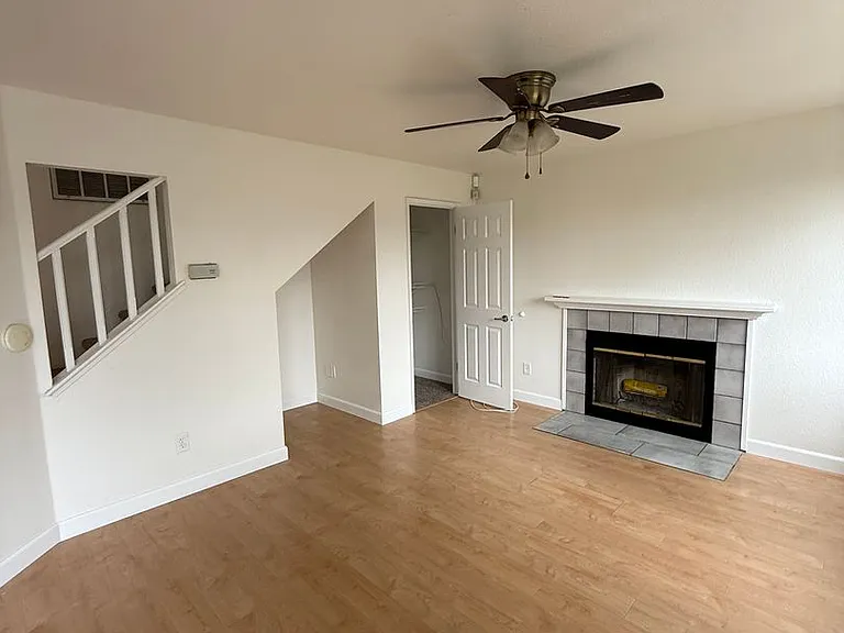 109 Birchwood Ct — Photo 6