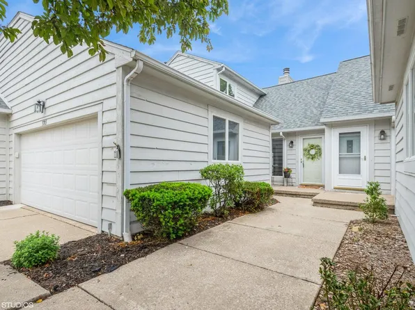 3705 Chimney Hill Dr, Valparaiso, IN 46383