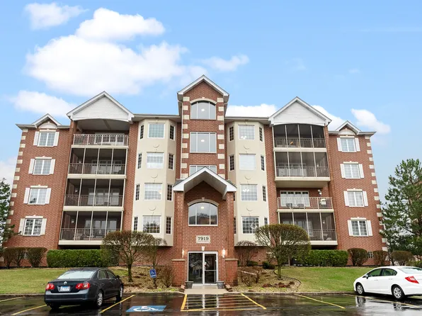 7919 Trinity Cir Unit 4NW, Tinley Park, IL 60487