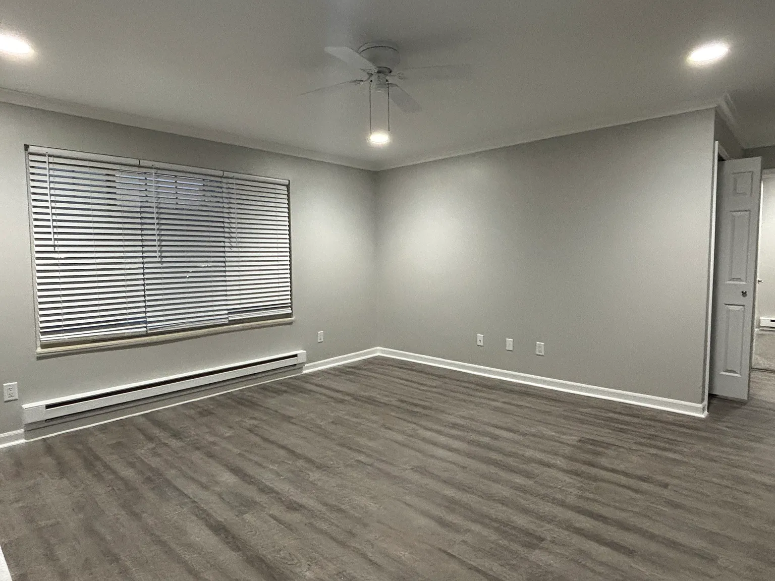 2 bed, 750 sqft, $1,375 — Photo 3