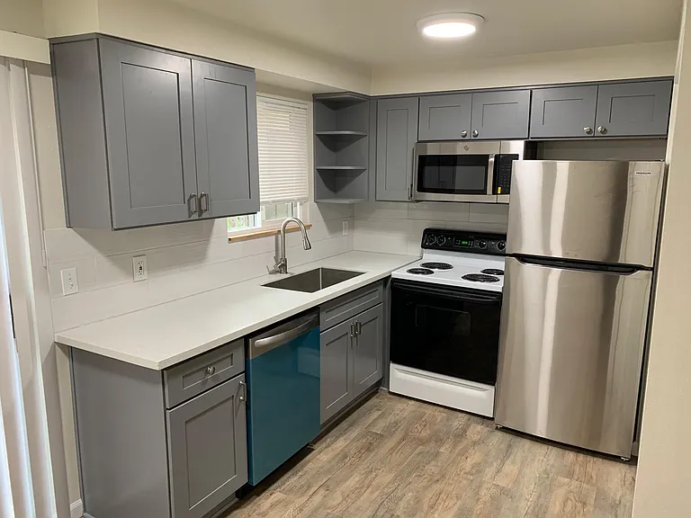 3410 SE 111th Ave — Photo 3