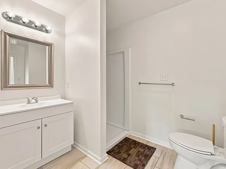 409 S Magnolia Ave — Photo 6