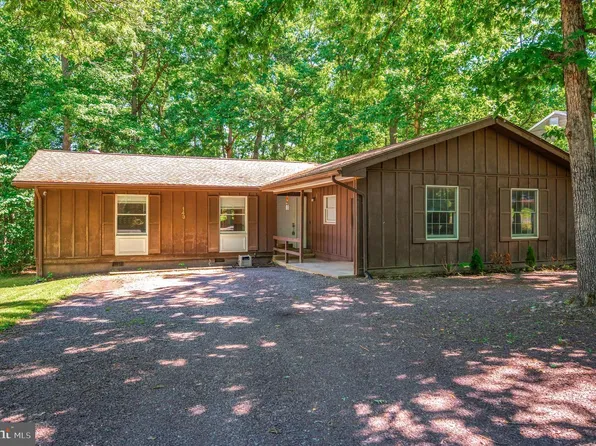 143 Jefferson Ave, Locust Grove, VA 22508