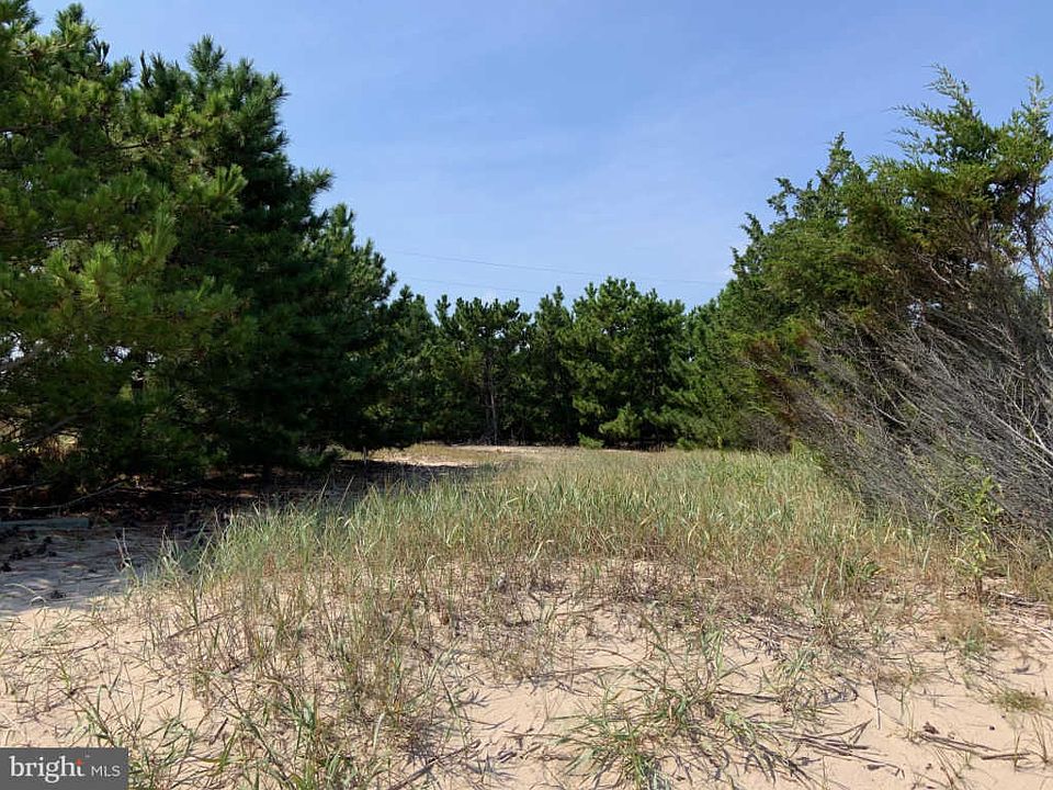 2nd image of 21 S Big Stone Beach Dr