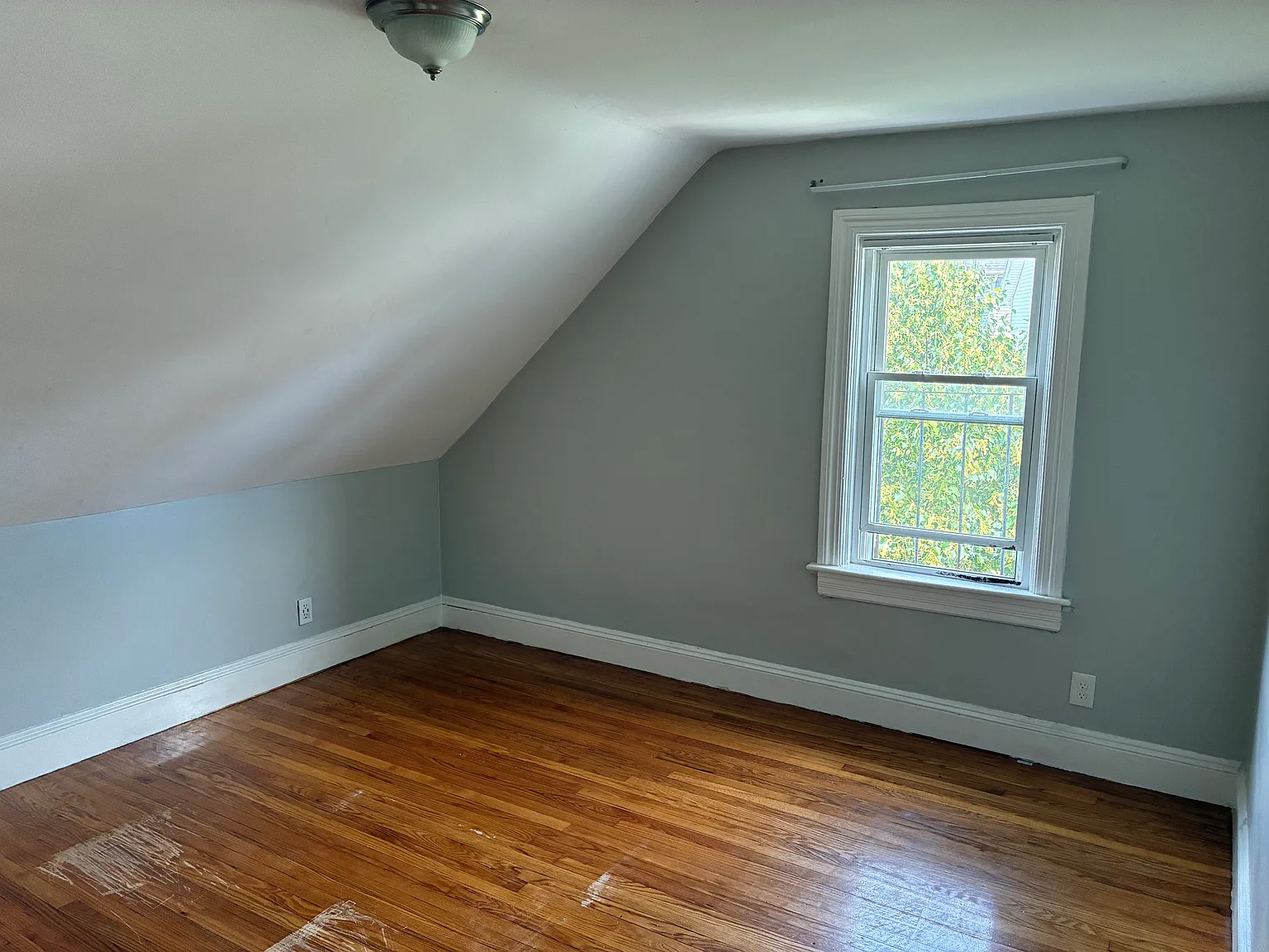 2 bed, 600 sqft, $2,000 — Photo 4