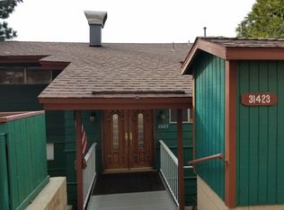 31423 Deer Lick Ln, Running Springs, CA 92382