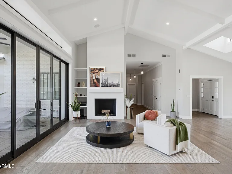 4461 N Launfal Ave — Photo 8