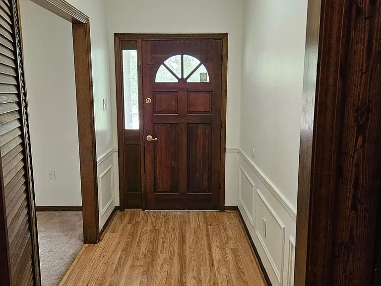14823 Stoneberg Ave — Photo 2