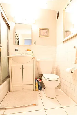 Sold by Remax Real Estate Professionals | media 11