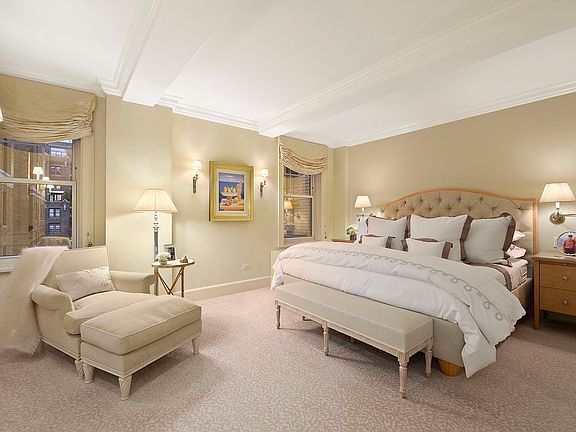 5th image of 27 W 72nd St #1202