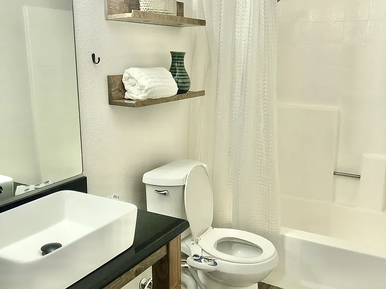 2410 N Towne Ave #35 — Photo 14