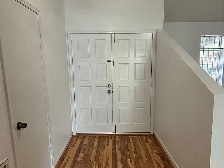 12806 Fern Forest Dr — Photo 3