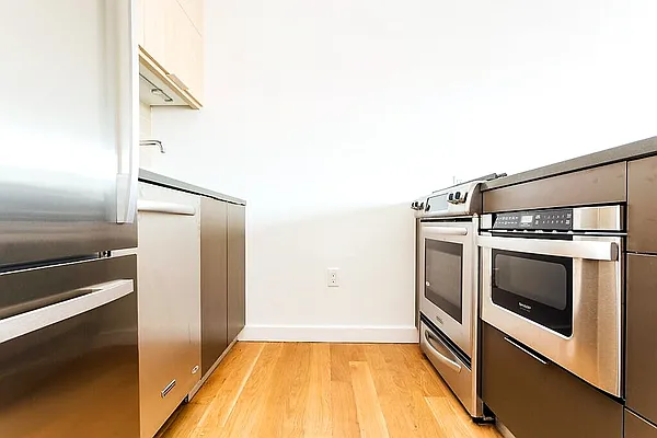 Rented by MNS | media 27