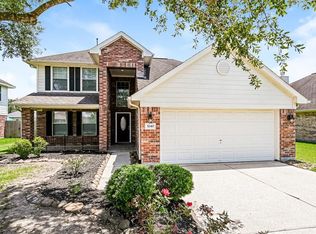 3240 Rippling Falls Ln, Dickinson, TX 77539