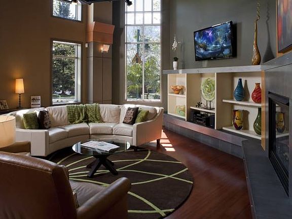 Leasing Office