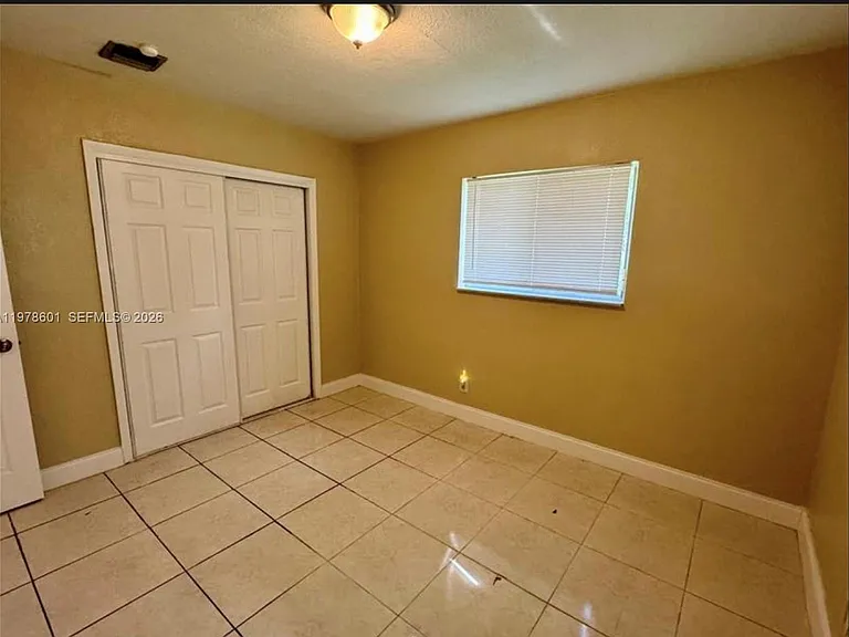 6471 SW 27th St — Photo 15