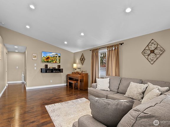 5th image of 3611 Orange Blossom Court