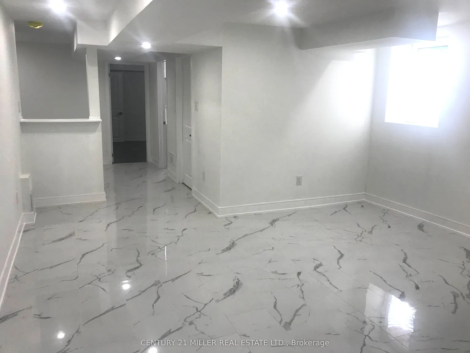 2 bed, $1,800 — Photo 3
