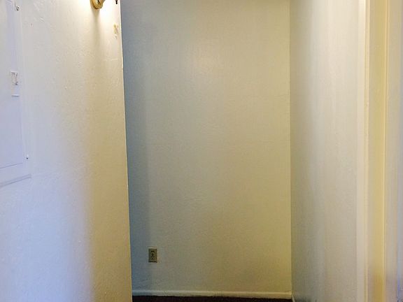 5th image of 1945 W Sweetwater Ave #2005